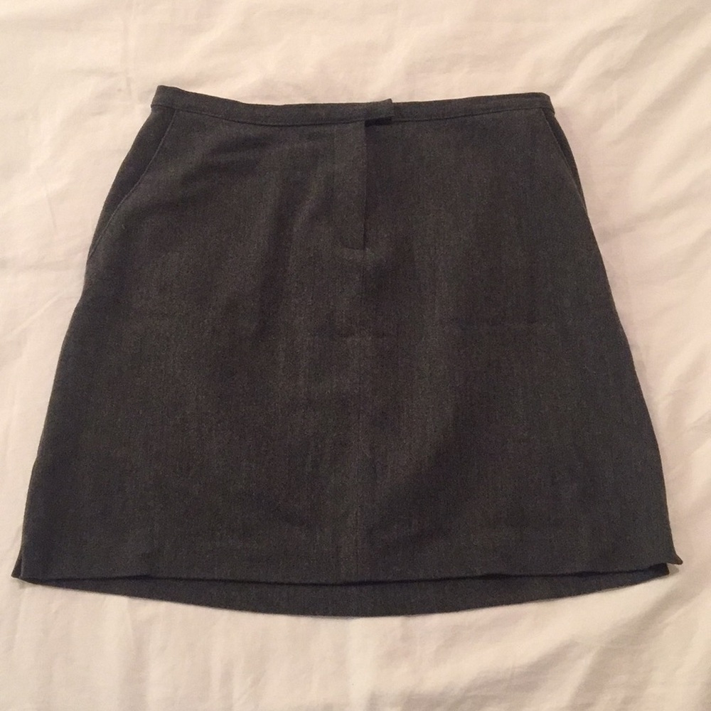 Gray American Eagle pencil skirt